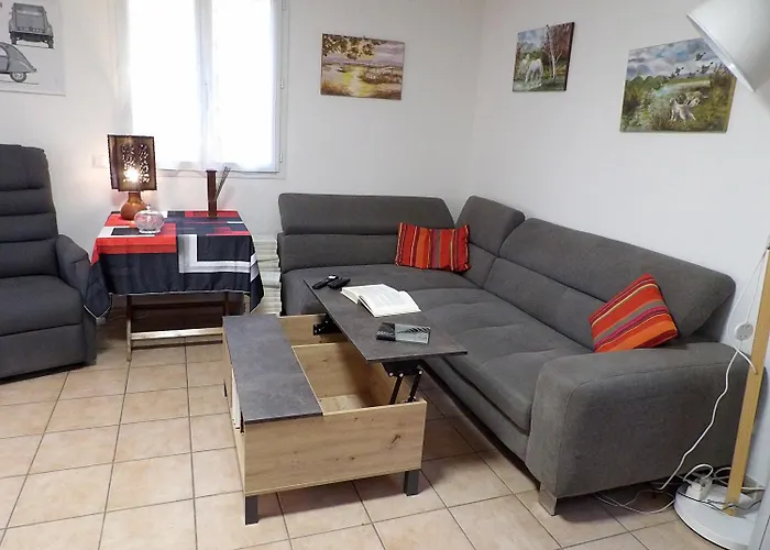 Confort Piscine Parking Lägenhet *