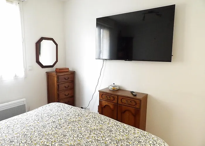 Confort Piscine Parking Lägenhet *